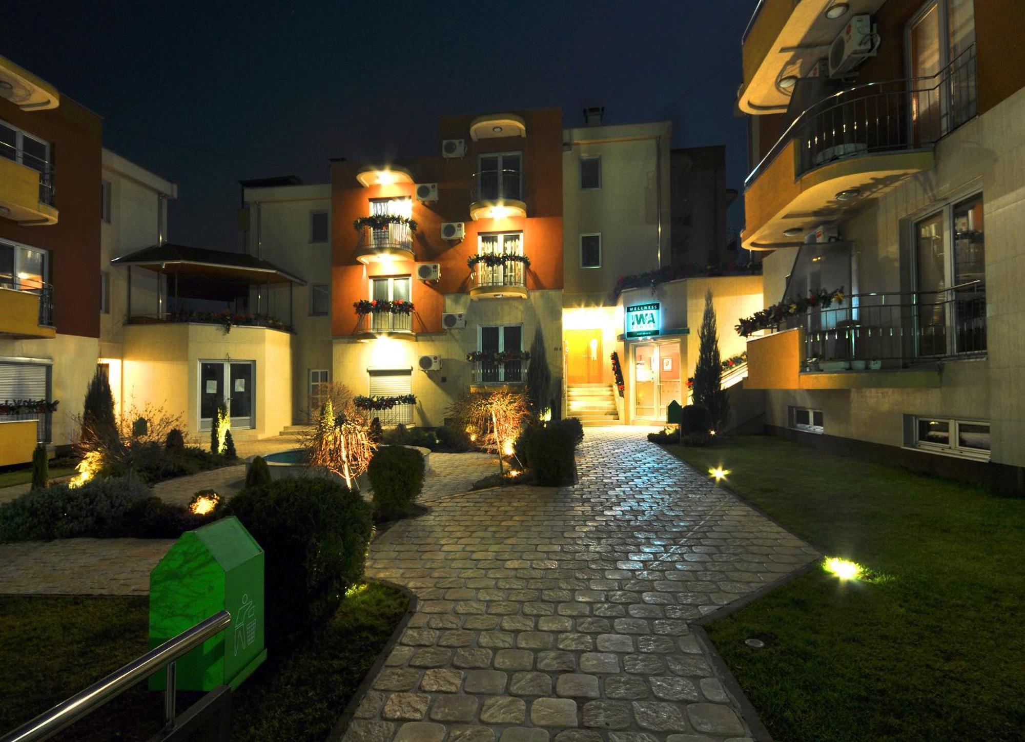 Iwa Centar Apartments & Wellness วรินรัชกา บานยา ภายนอก รูปภาพ