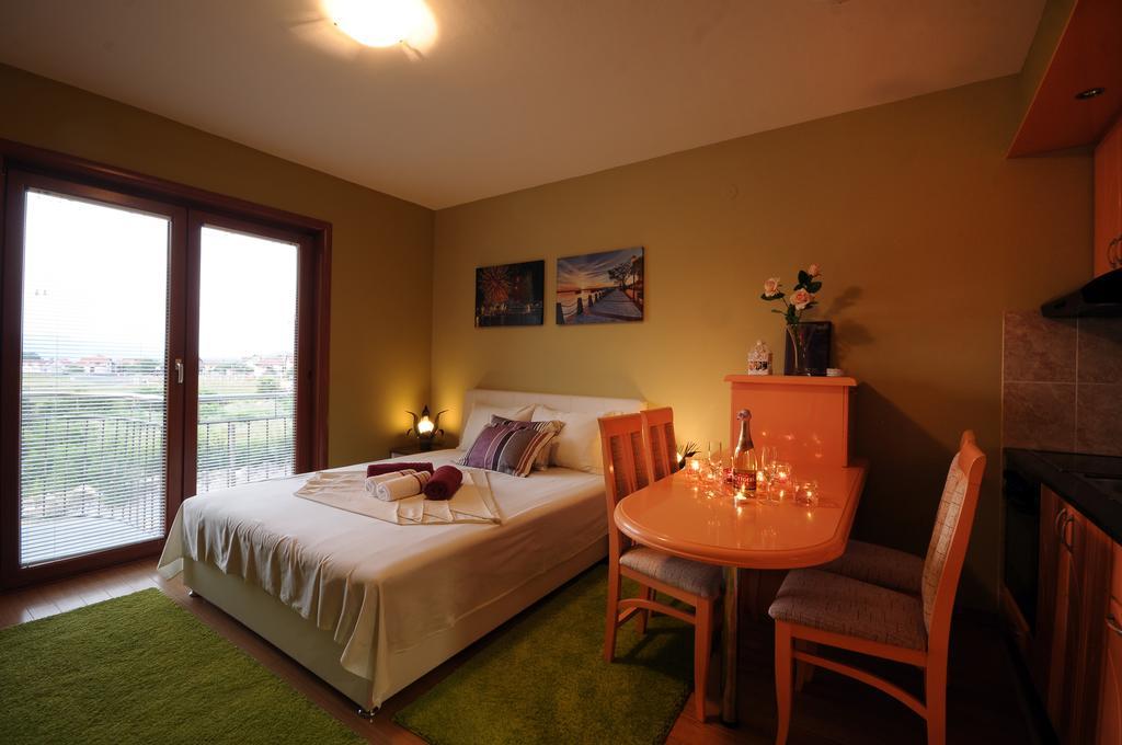 Iwa Centar Apartments & Wellness วรินรัชกา บานยา ภายนอก รูปภาพ