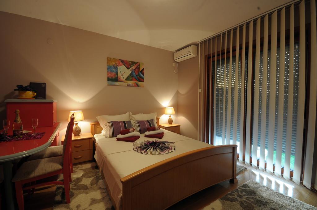Iwa Centar Apartments & Wellness วรินรัชกา บานยา ภายนอก รูปภาพ